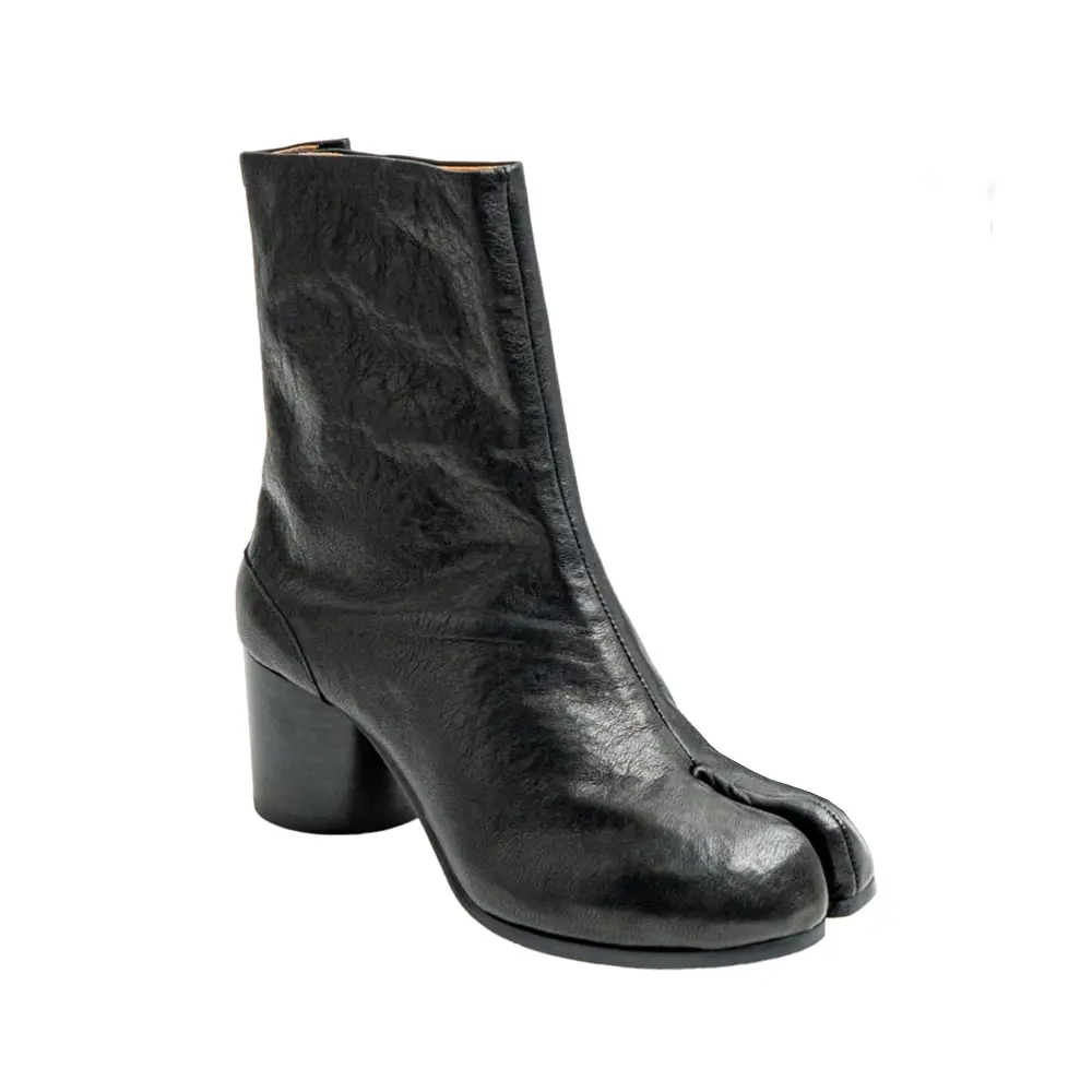 Maison Margiela Tabi 60 Leather Ankle Boots Black – voilà.id