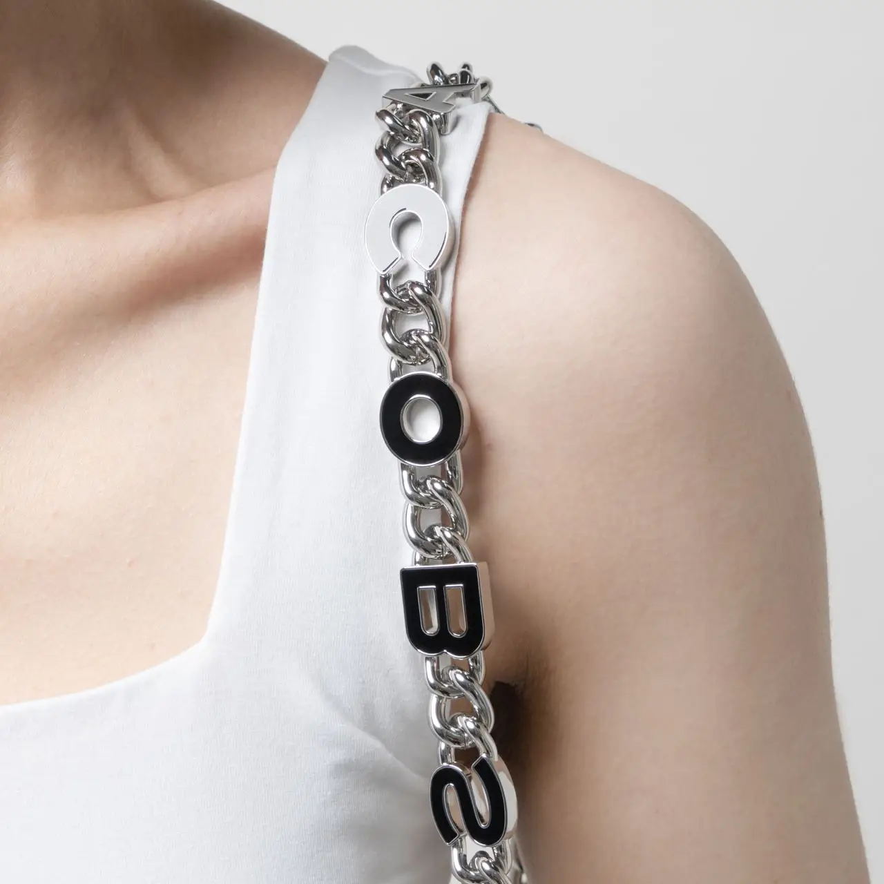 Marc Jacobs ハートチャーム MARC JACOBS（マークジェイコブス）の「THE HEART CHARM CHAIN