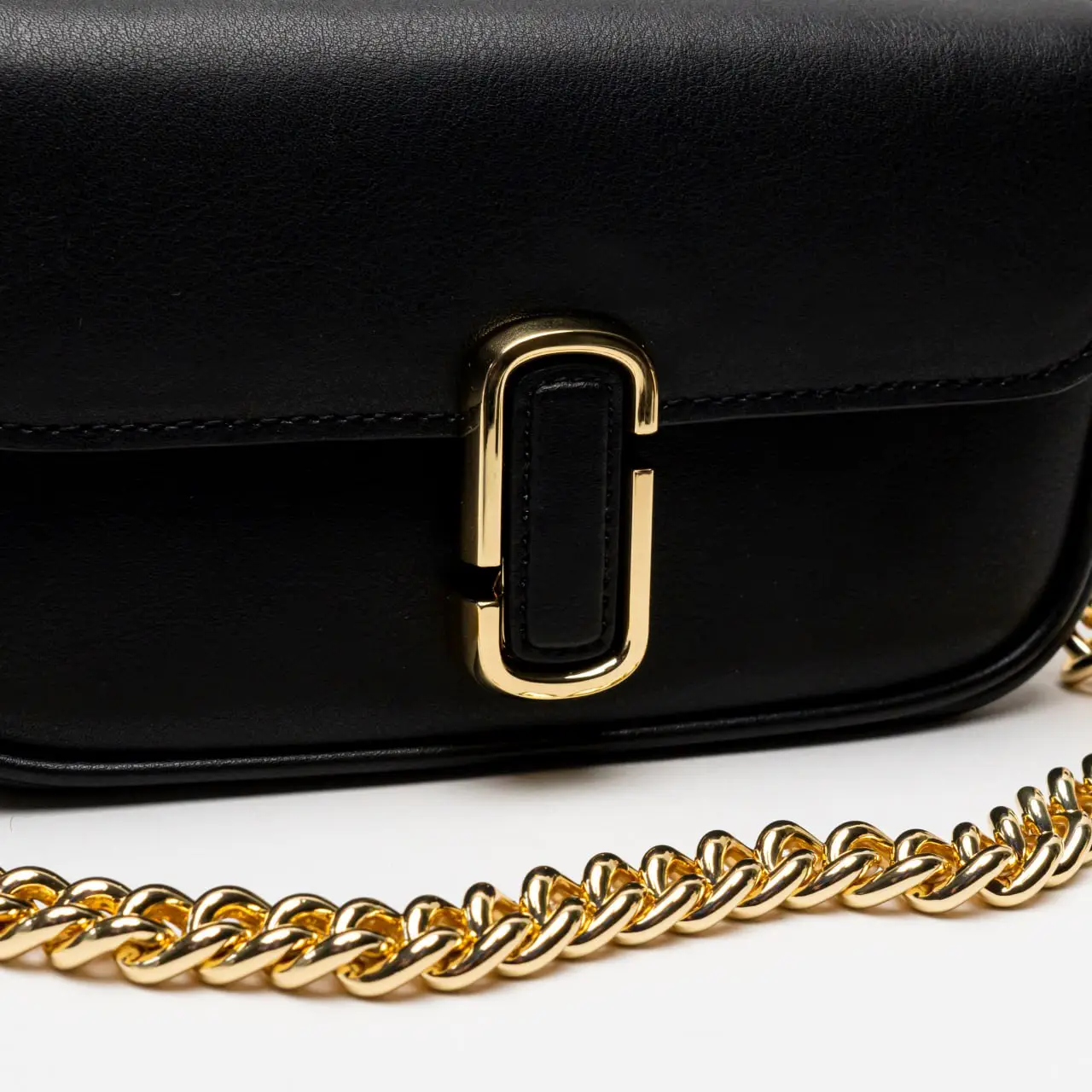Marc Jacobs The J Marc Mini Shoulder Bag Black – voilà.id