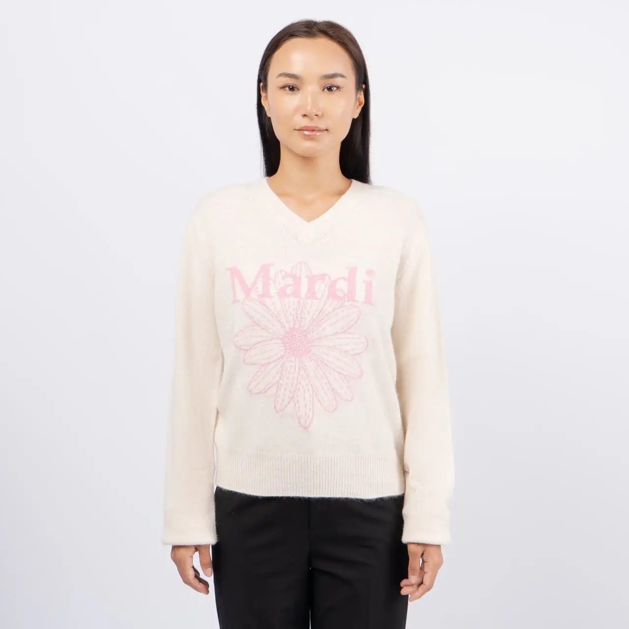 Mardi Mercredi Flower Raccoon Blended V-Neck Sweatshirt Ivory Pink
