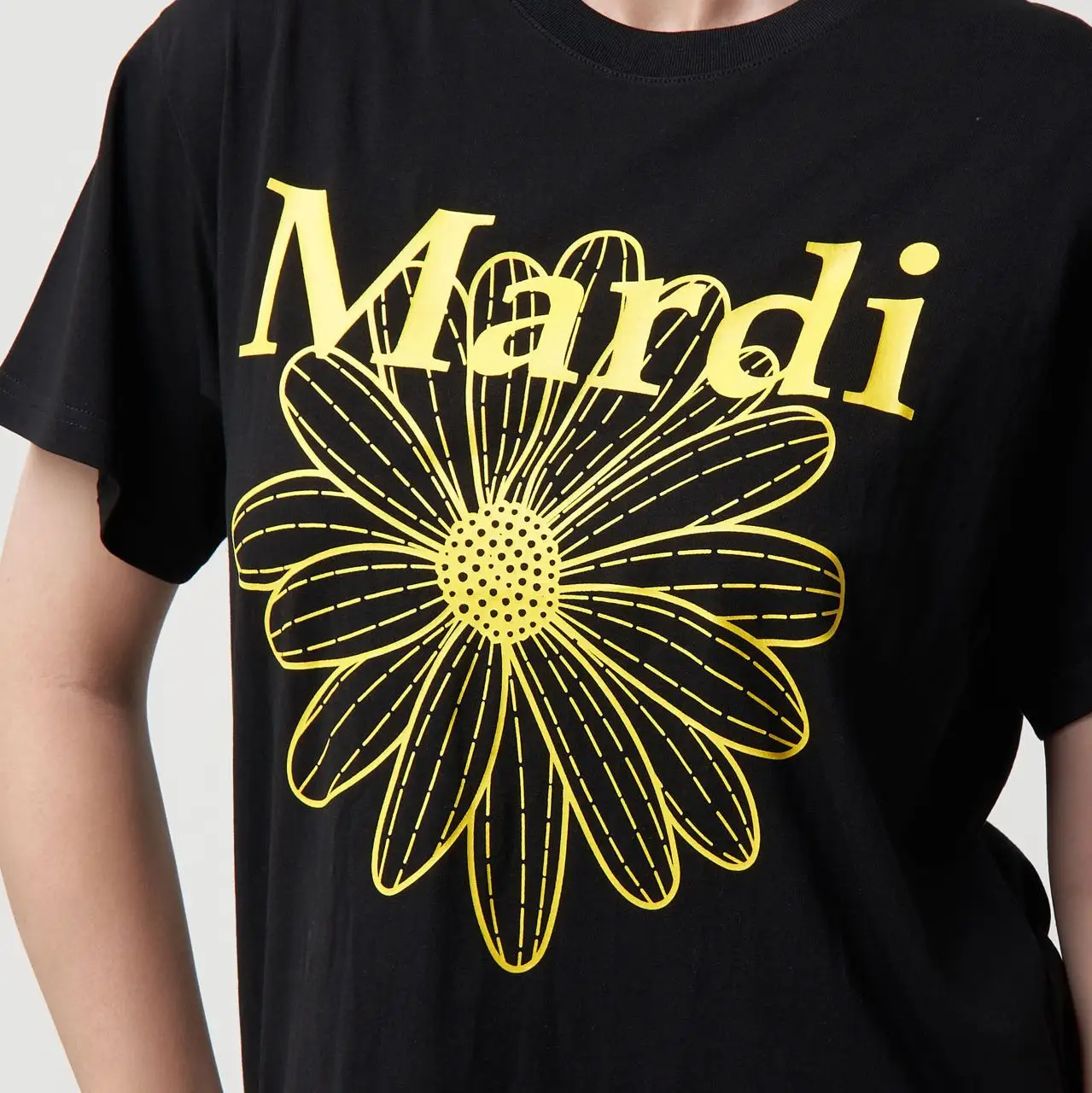 ●Mardi Mercredi●UNISEX TSHIRT BIG FLOWER MAN_BLACK MARDI MERCREDI (EN)