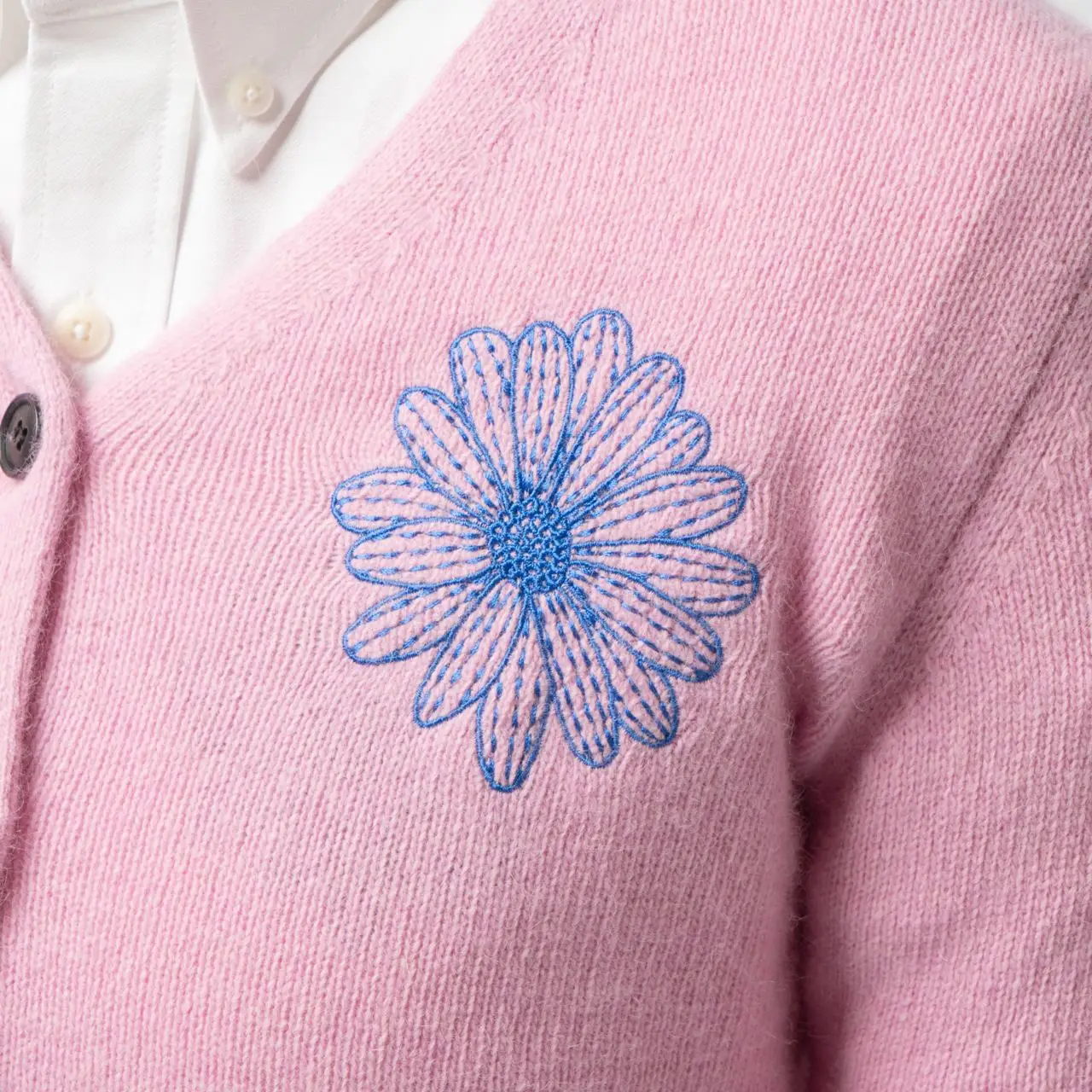 Mardi Mercredi Raccoon Blended V-Neck Cardigan Pink Blue