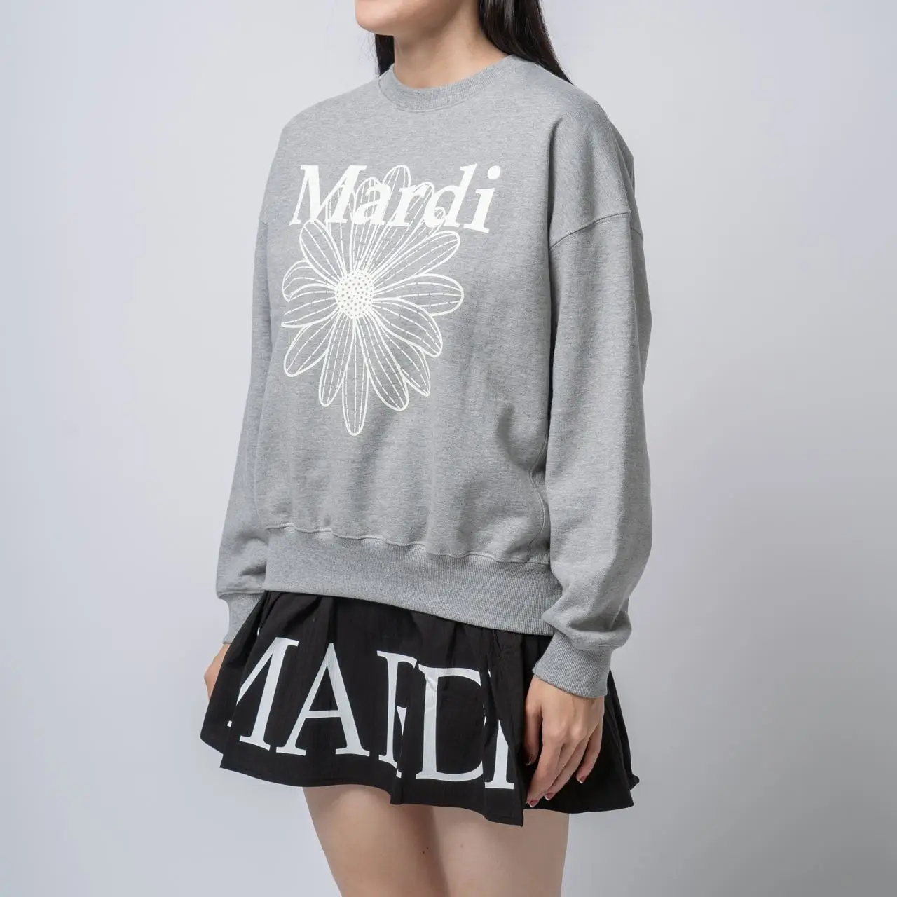 Mardi Mercredi Flower Sweatshirt Grey Ivory – voilà.id