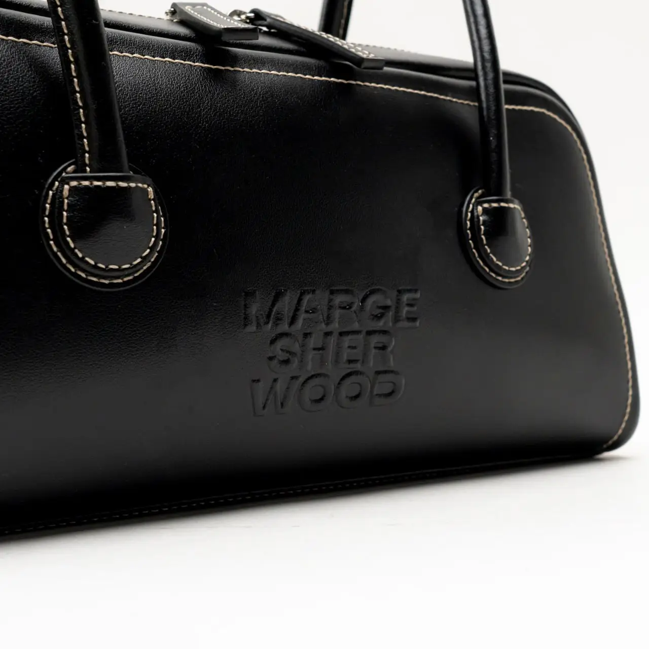 トートバッグ MARGESHERWOOD FW25 SOFT BAGUETTE BAG (FF047650 BLACKPULLUP) MARGESHERWOOD - SOFT BAGUETTE BAG | HBX - Globally Curated