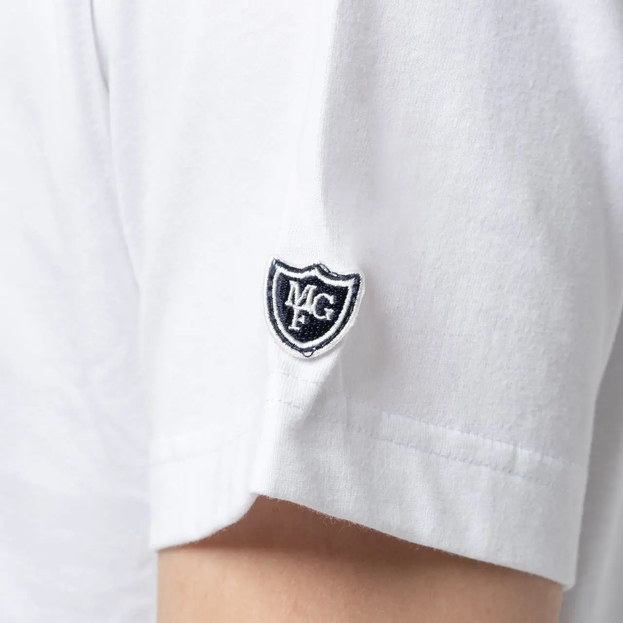 ★Marithe + Francois Girbaud★ CLASSIC LOGO TEE white MFG45C Marithé François Girbaud Classic Logo T-Shirt White – voilà.id