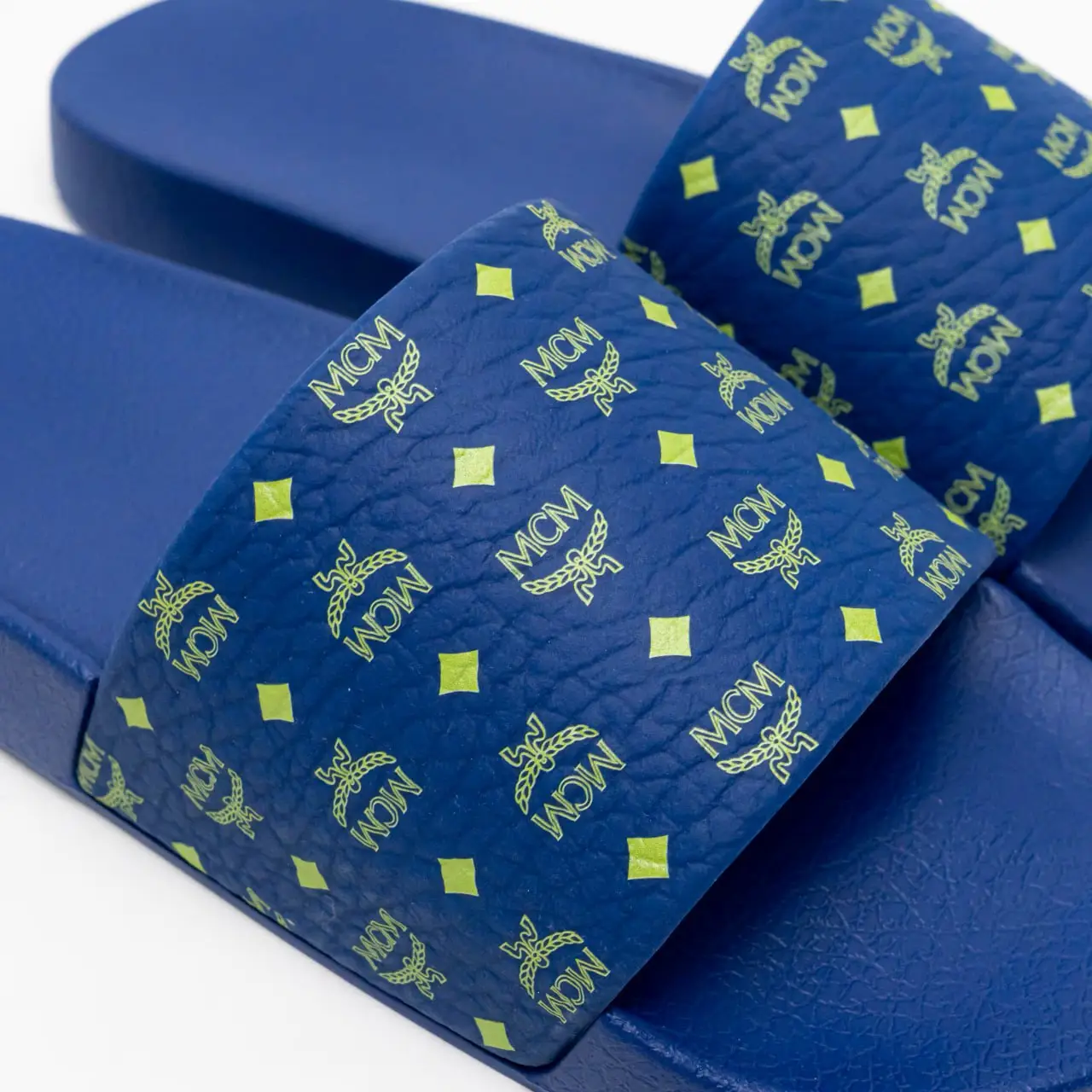 Mcm slides blue store