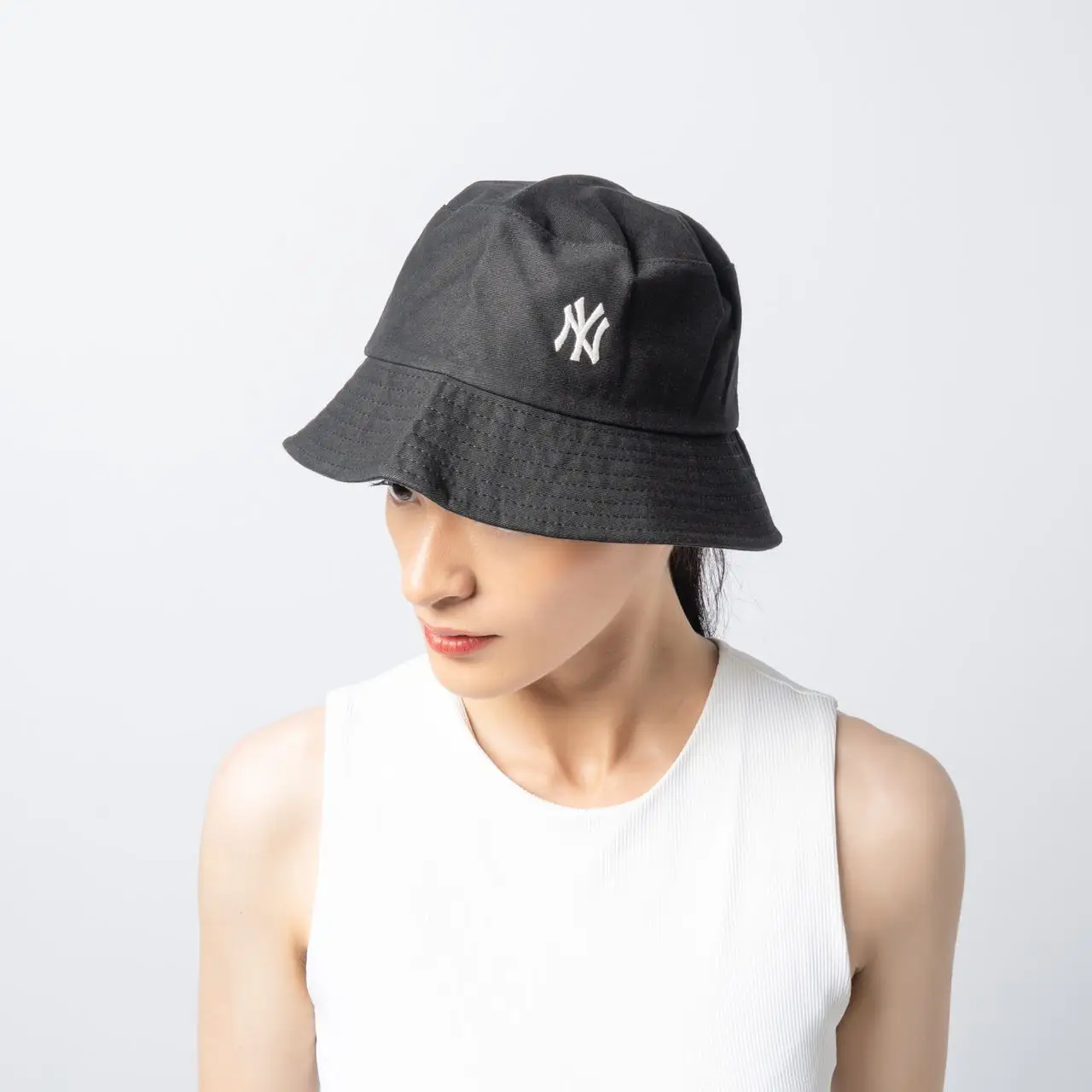 ★MLB Korea★ Rookie Bucket Hat CLE LCamel 3AHT7702N-45CAL MLB New York Yankees Rookie Bucket Hat Black – voilà.id