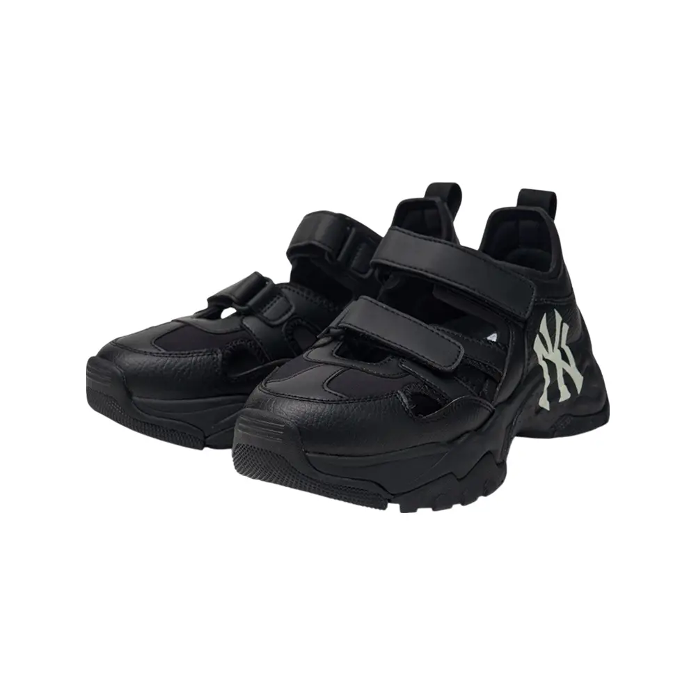 MLB NY Yankees Bigball Chunky Mask Sneakers Black – voilà.id