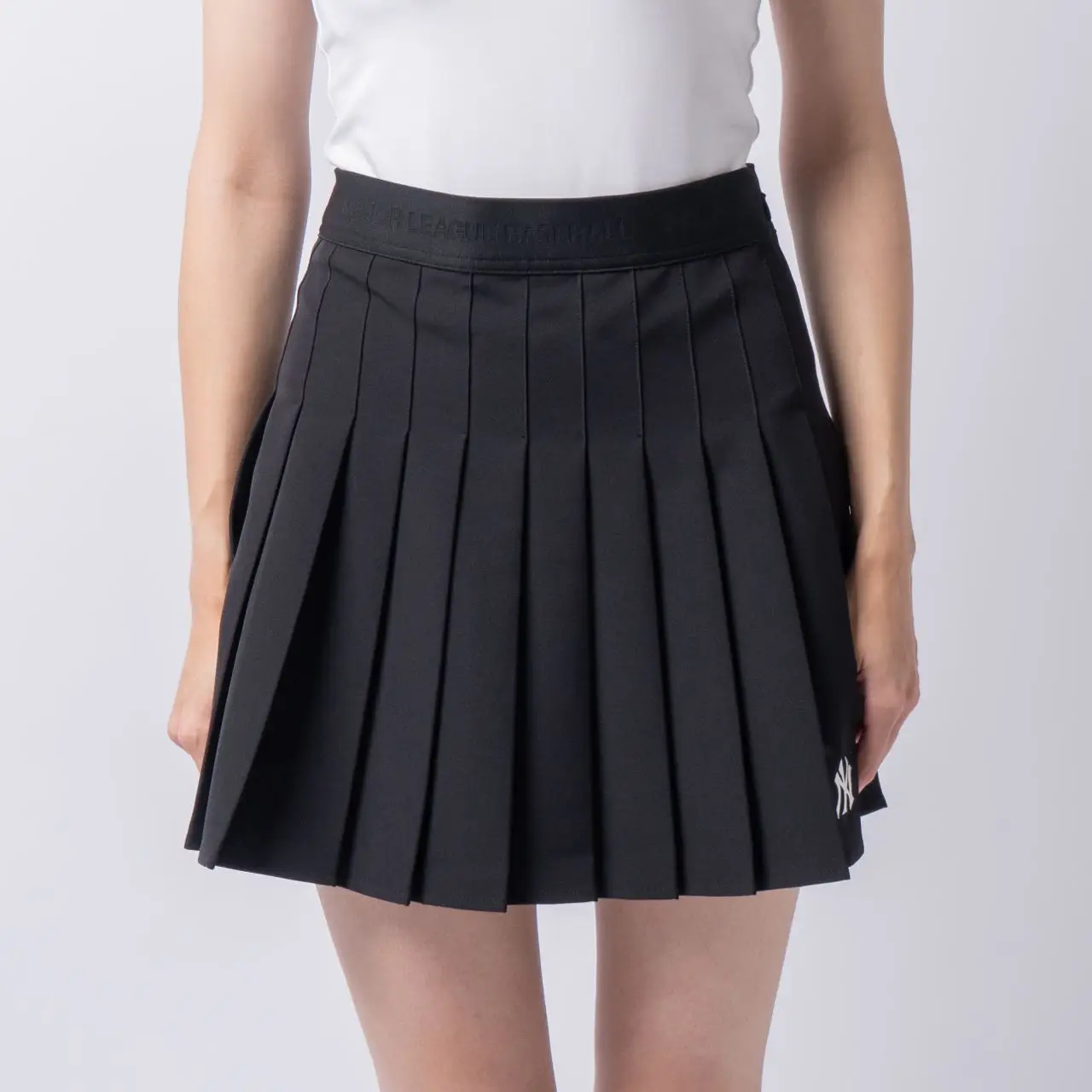 ☆関税込☆MLB★Varsity Sportive Varsity Pleats Skirt★ High Rise Pleated Skirt - Varsity Shop