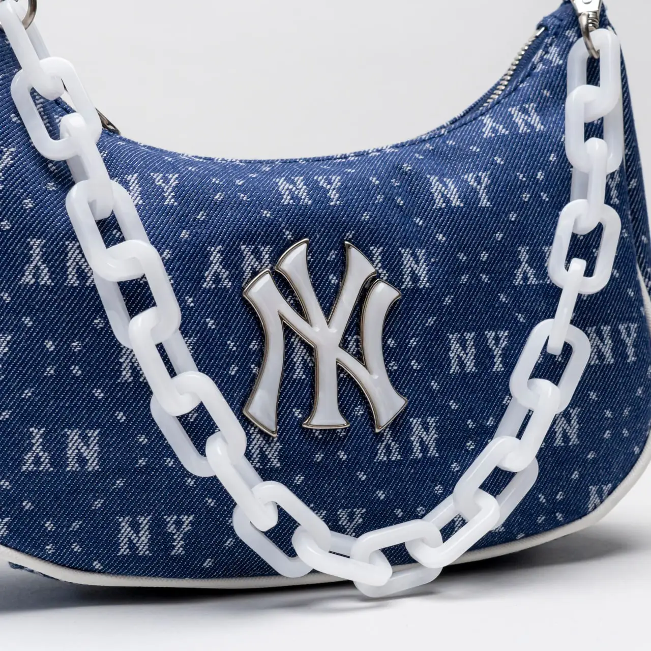 MLB NY Yankees Diamond Monogram Denimlike Jacquard Strap