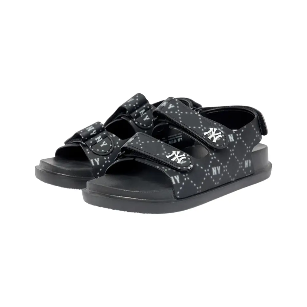【 MLB 】CHUNKY SANDLE DIA MONOGRAM MLB NY Yankees Chunky Sandal Dia Monogram Black – voilà.id