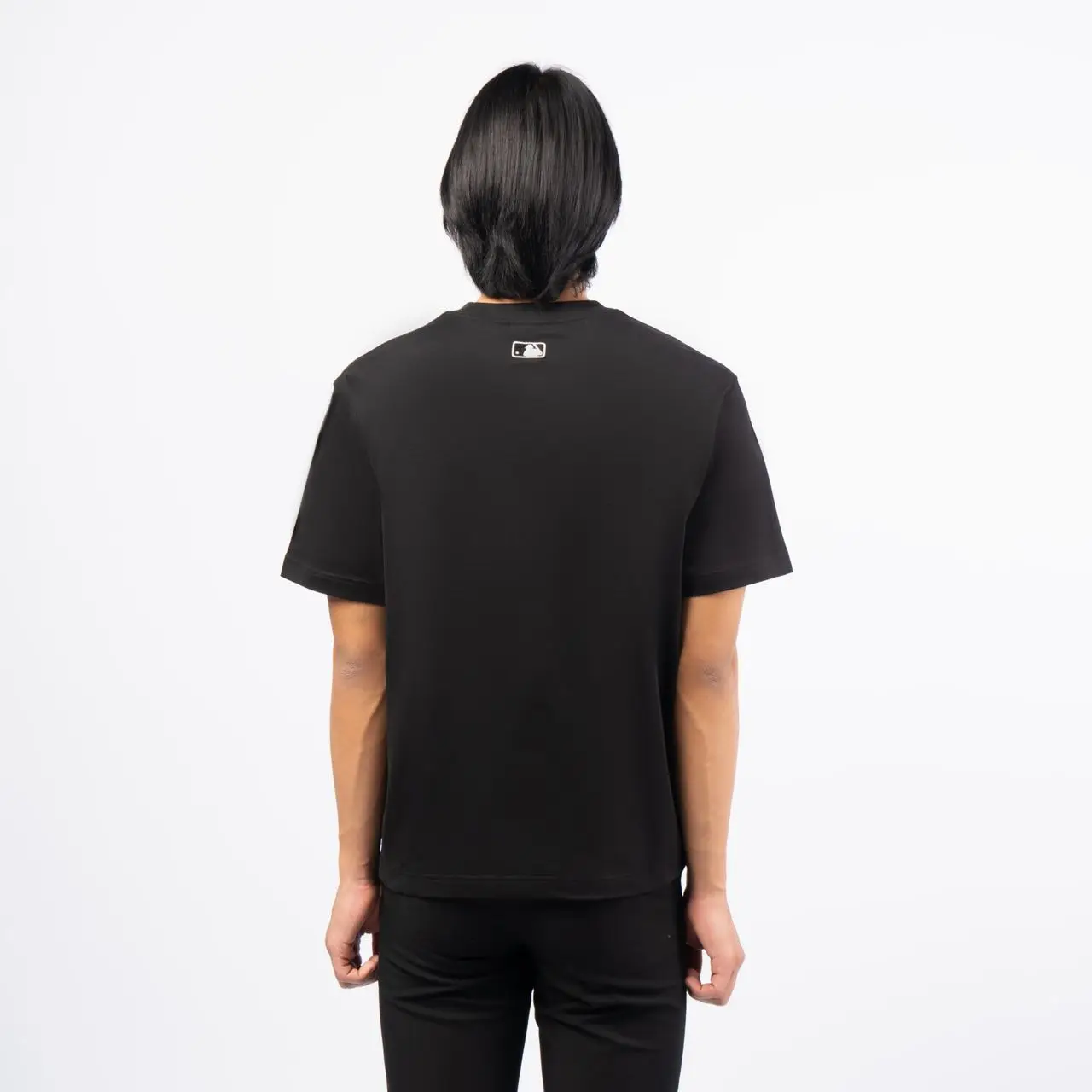 MLB NY Yankees Small Heart Logo Overfit T-Shirt Black – voilà.id
