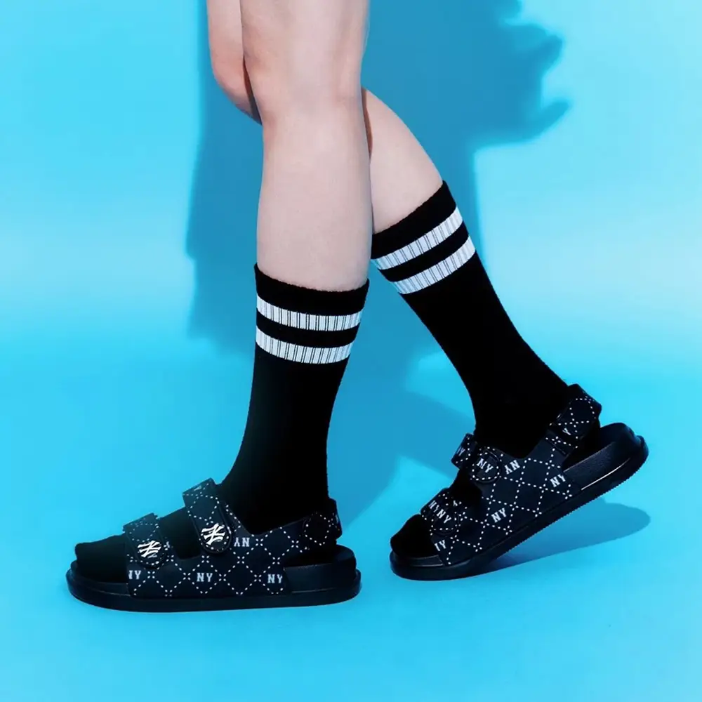 【 MLB 】CHUNKY SANDLE DIA MONOGRAM LIMITED EDITION】MLB CHUNKY Sandal Dia Monogram 凉鞋