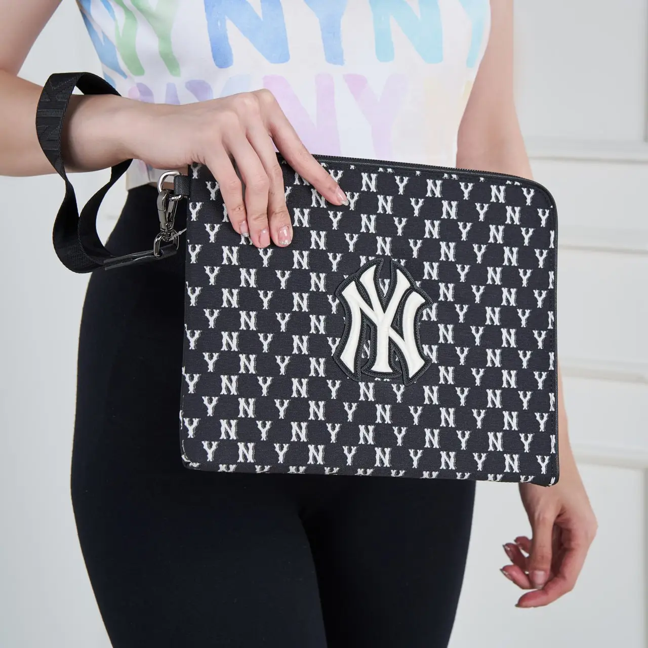 MLB NY Yankees Monogram Jacquard Small Digital Device Pouch