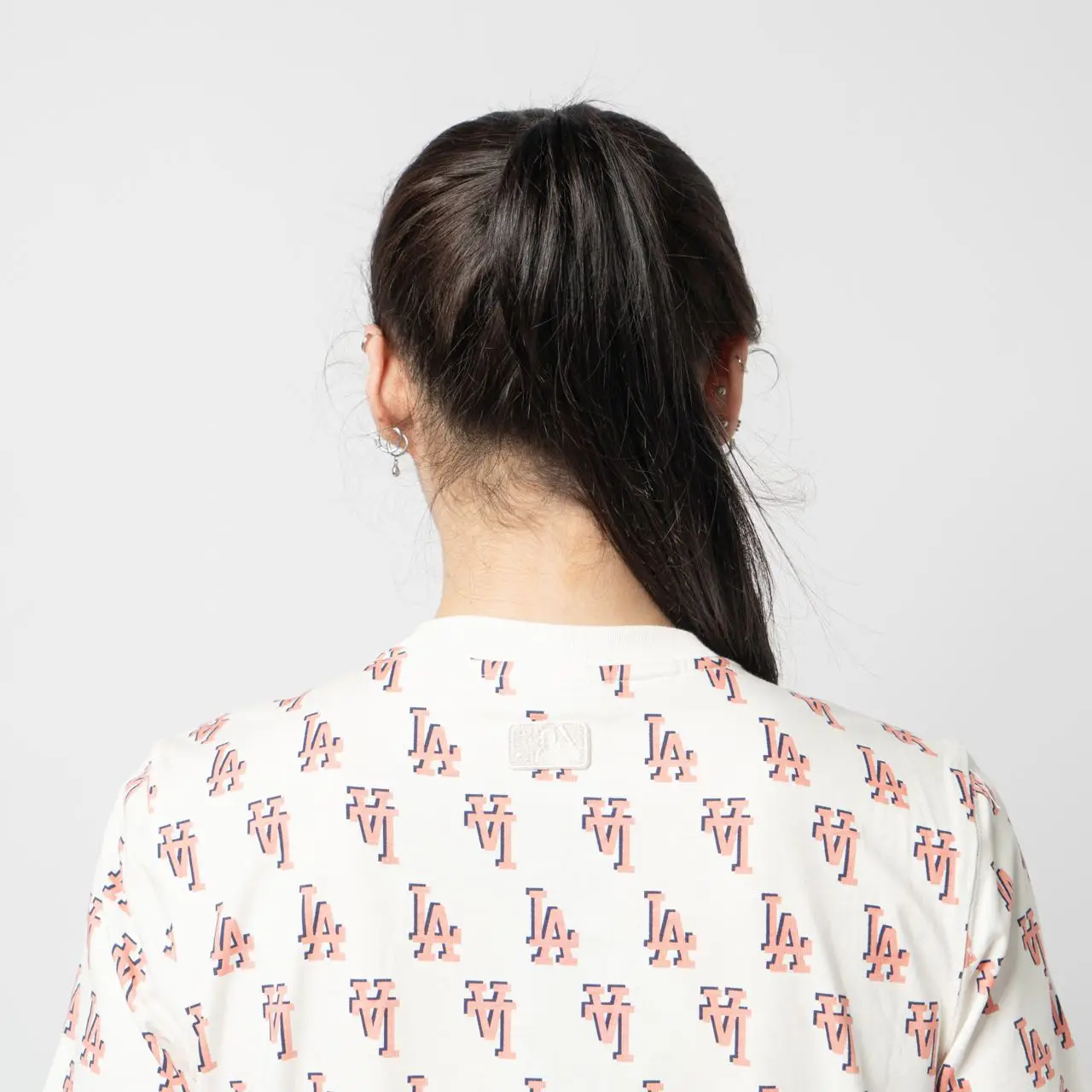 MLB Monogram Dress Ops La Short Sleeve White – voilà.id