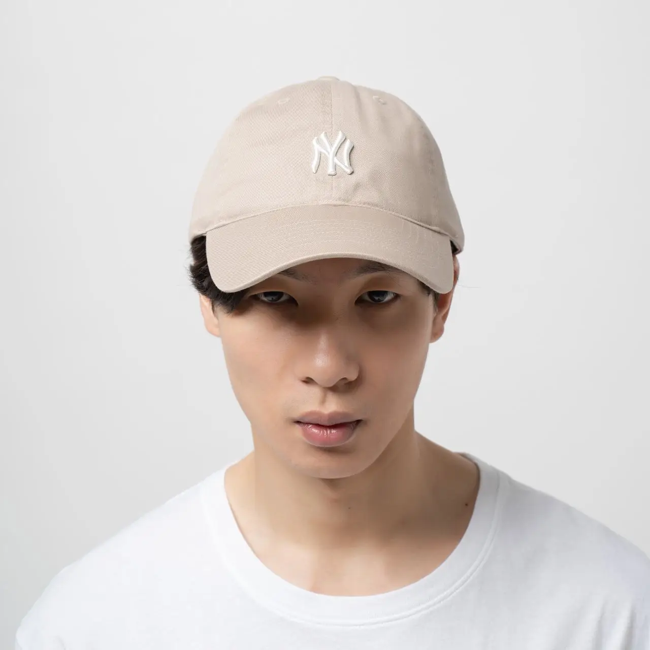 ★MLB Korea★ Rookie Unstructured Ball Cap NY Beige MLB Unisex Rookie Unstructured Ball Cap NY Yankees Beige