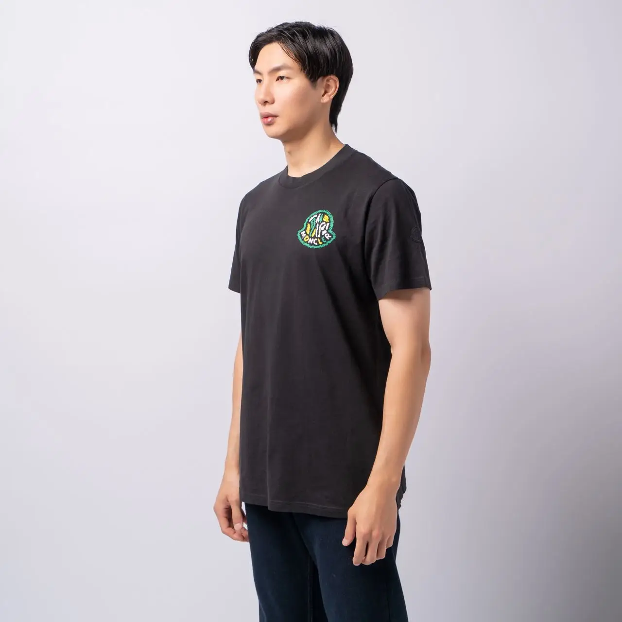 Moncler Embroidered Logo Print T-Shirt Black – voilà.id