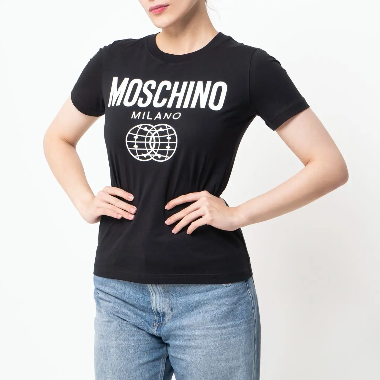 Moschino milano t shirt deals