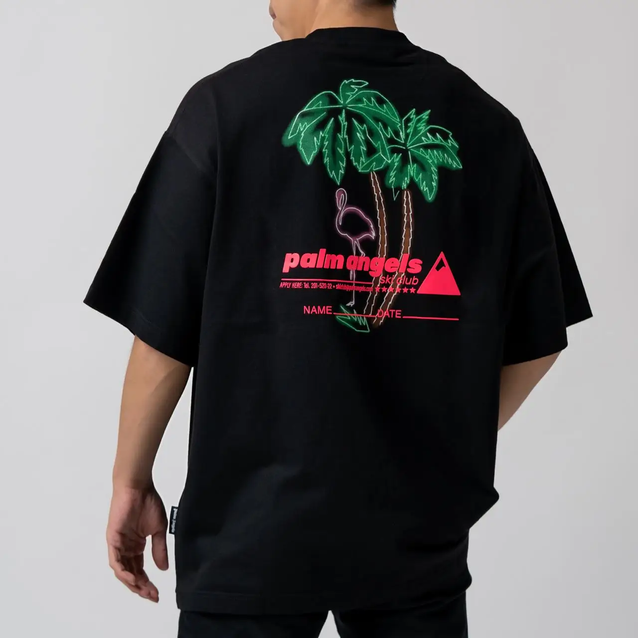 Palm Angels Ski Club Classic T-Shirt Black – voilà.id Palm Angels Ski Club Classic T-Shirt Black – voilà.id