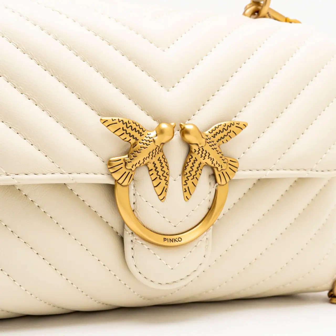 PINKO LOVE LADY ショルダーバッグ Love Bag quilted crossbody bag with chevron motif and logo