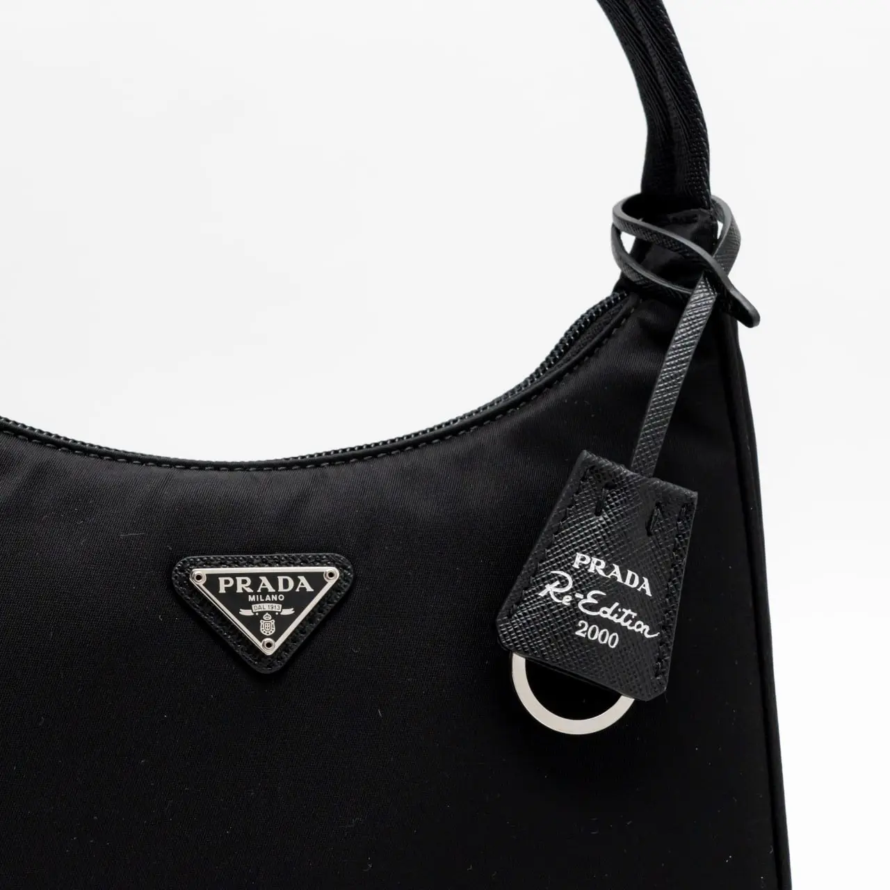 Prada 2000 re edition bag hot sale