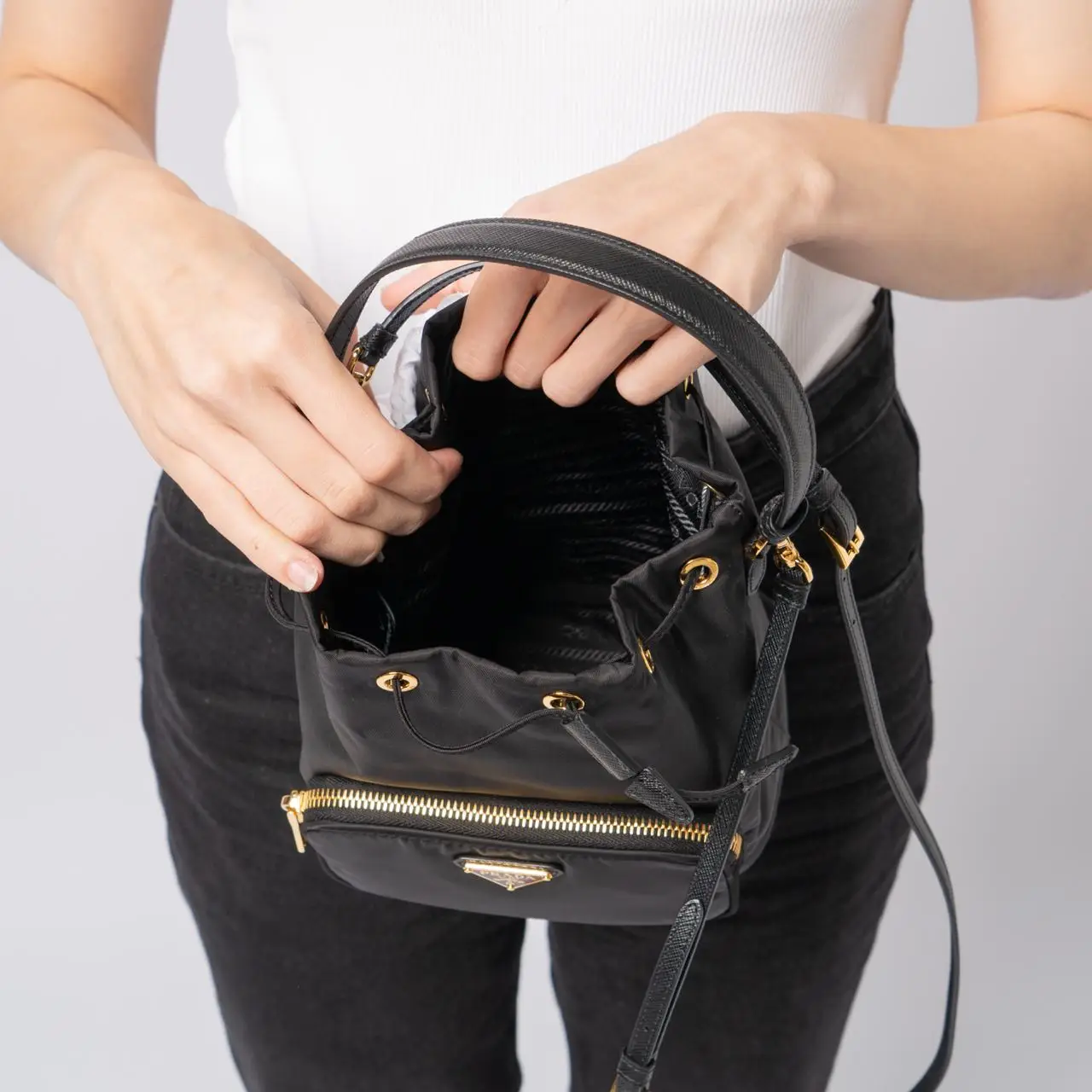 Prada Duet Re-Nylon Bucket Shoulder Bag Black – voilà.id