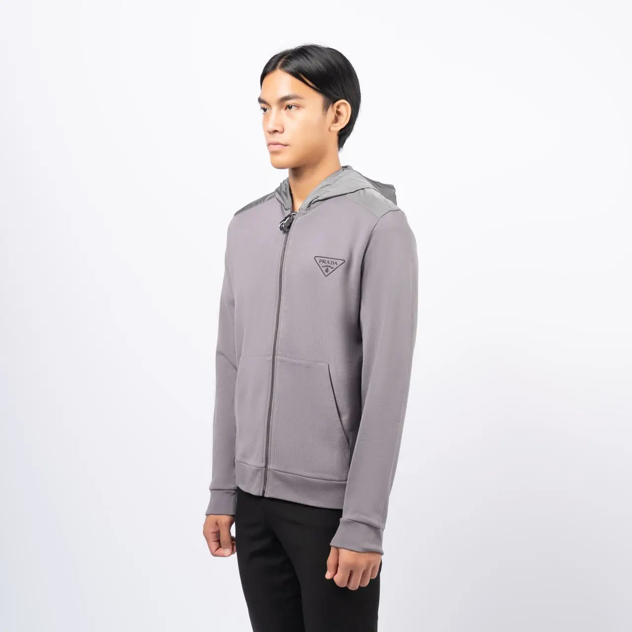 ジャケット・アウター 90s PRADA wool zip up hoodie dark gray 90s PRADA wool zip up hoodie dark gray - メルカリ