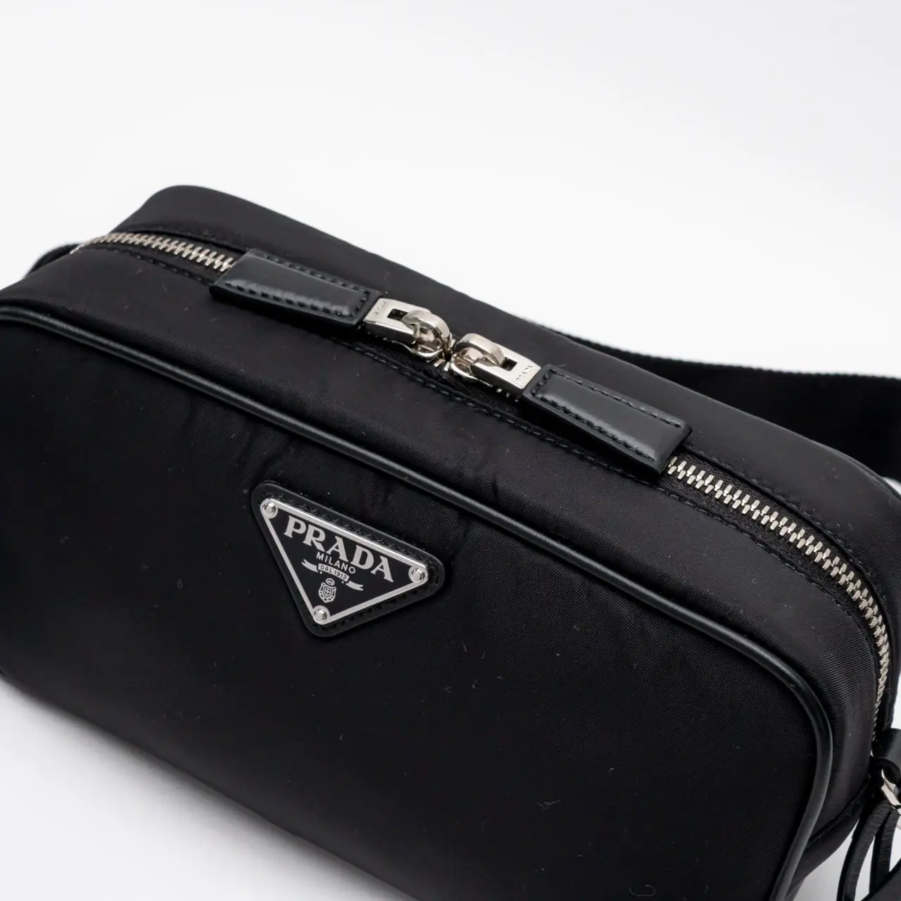 Prada Re-Nylon Triangle Logo Pouch Crossbody Bag Black – voilà.id