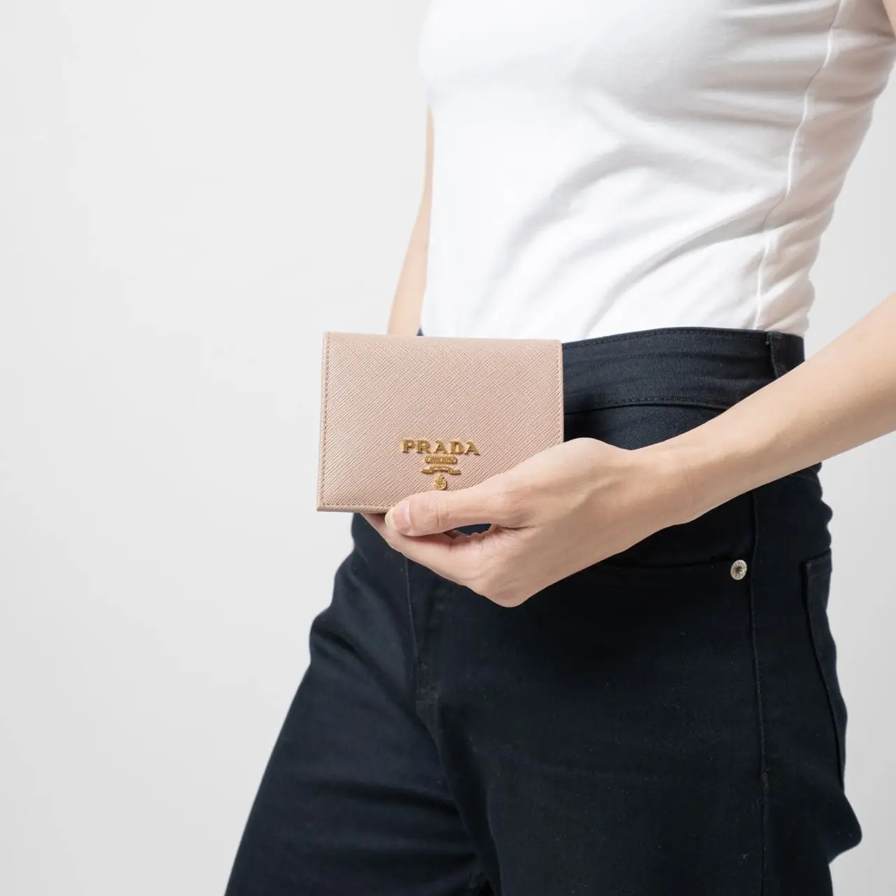 Prada Small Saffiano Leather Wallet Powder Pink Ghw – voilà.id