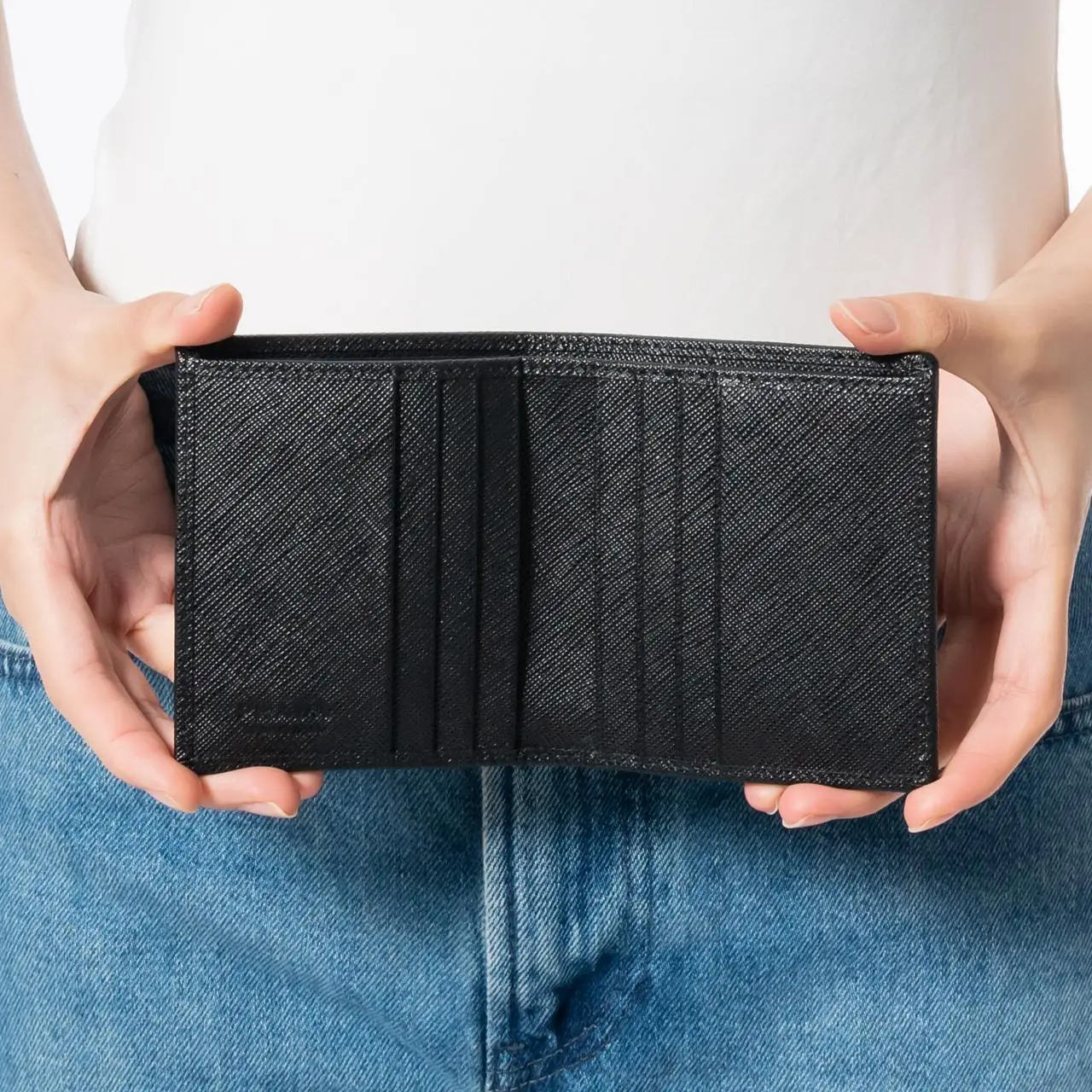 Prada Re-Nylon Triangle Logo Wallet Black – voilà.id