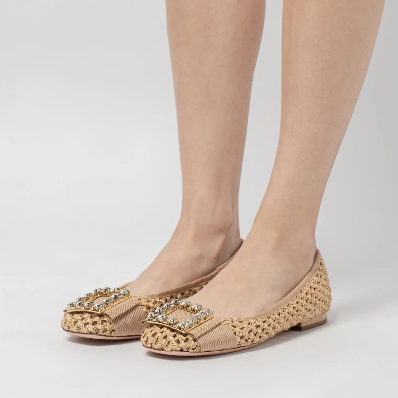 【ROGER VIVIER】Tres raffia-effect ballet flats 国内発送 P00867155.jpg