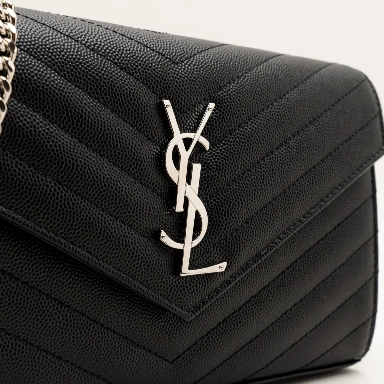 Saint Laurent Cassandre Matelasse Envelope Woc 22cm Black Shw