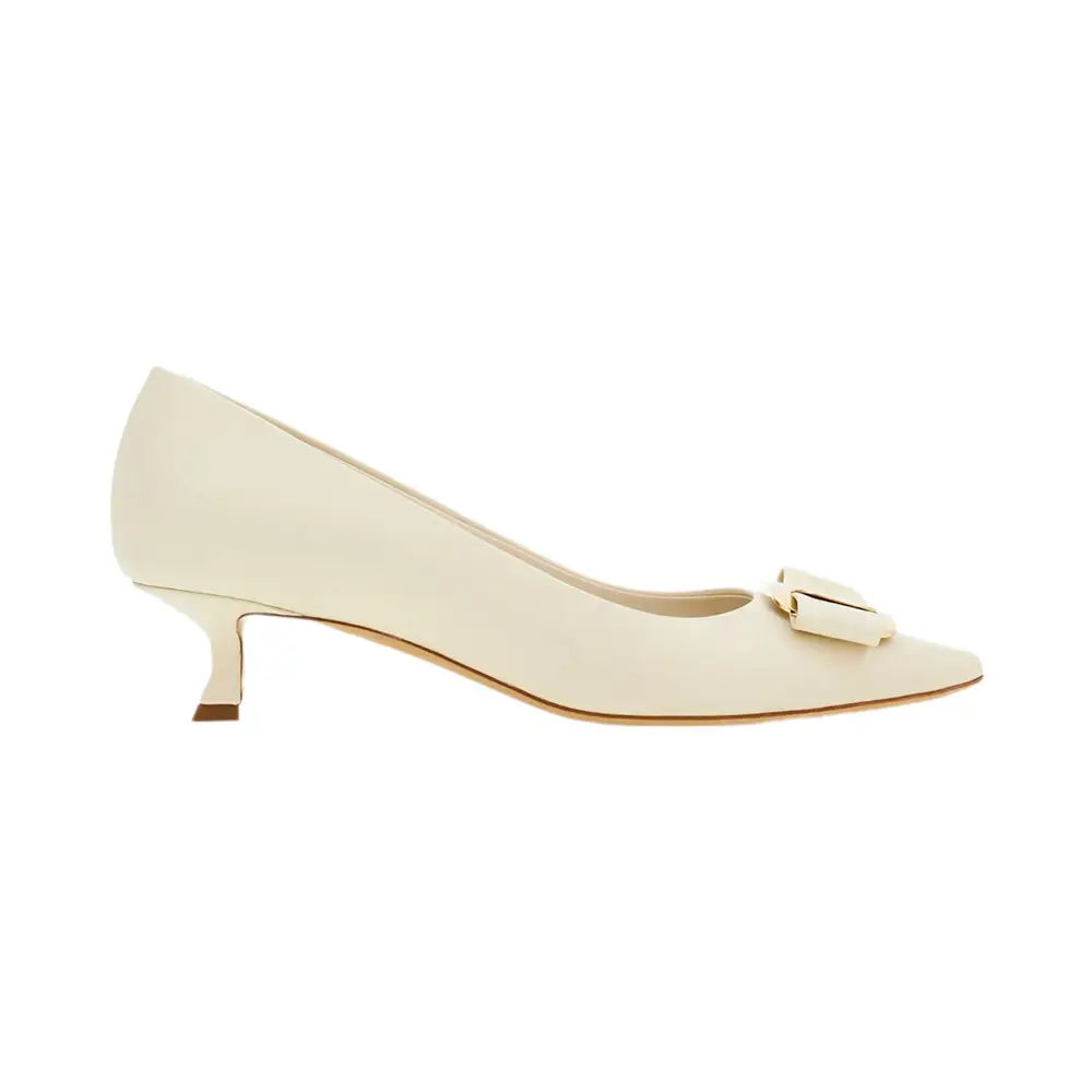 Salvatore Ferragamo Zelma New Vara 40 Plate Low Heel Pumps Salvatore Ferragamo Zelma New Vara 40 Plate Low Heel Pumps