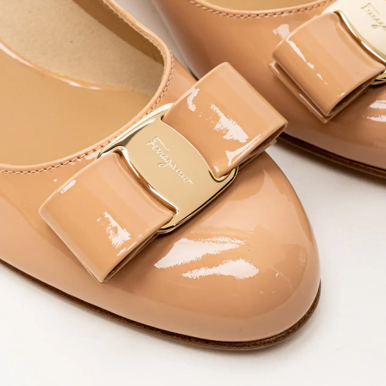 パンプス FERRAGAMO PUMPS AMARETTI FERRAGAMO 'Vara' pumps | Women's Shoes | Vitkac