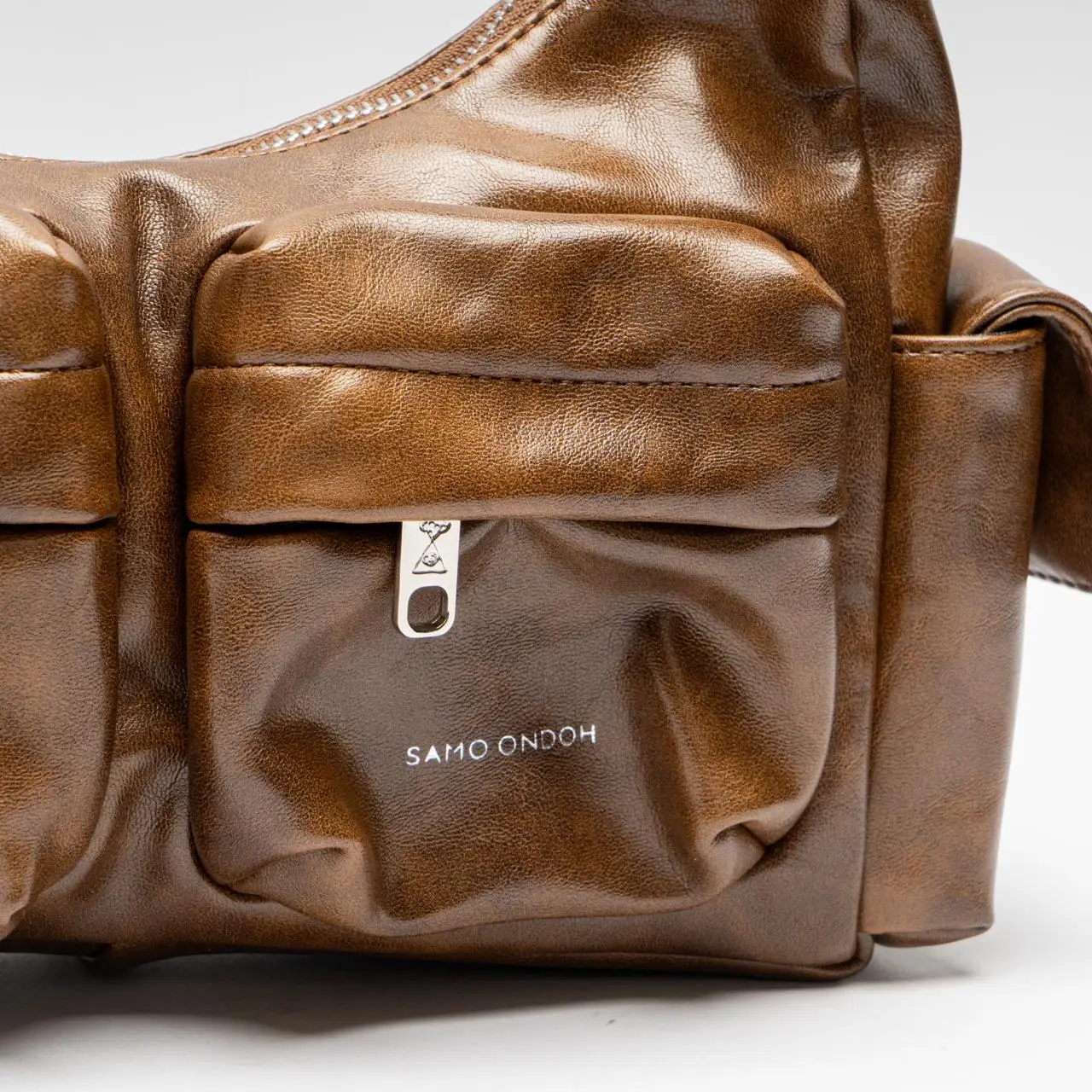 Samo Ondoh Pocket Mug Bag M Baked Tan – voilà.id