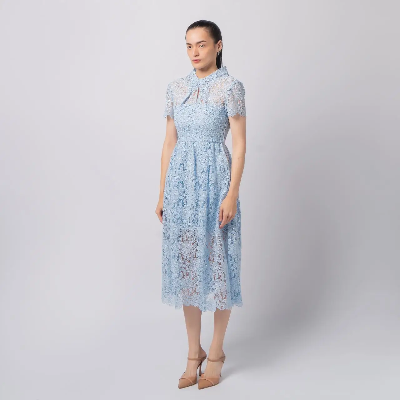Self Portrait Lace Keyhole Midi Dress Blue – voilà.id
