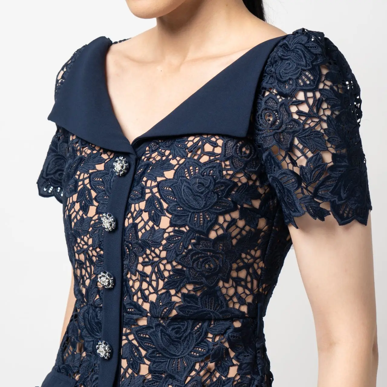 Self Portrait Lace Open Neck Midi Dress Navy – voilà.id