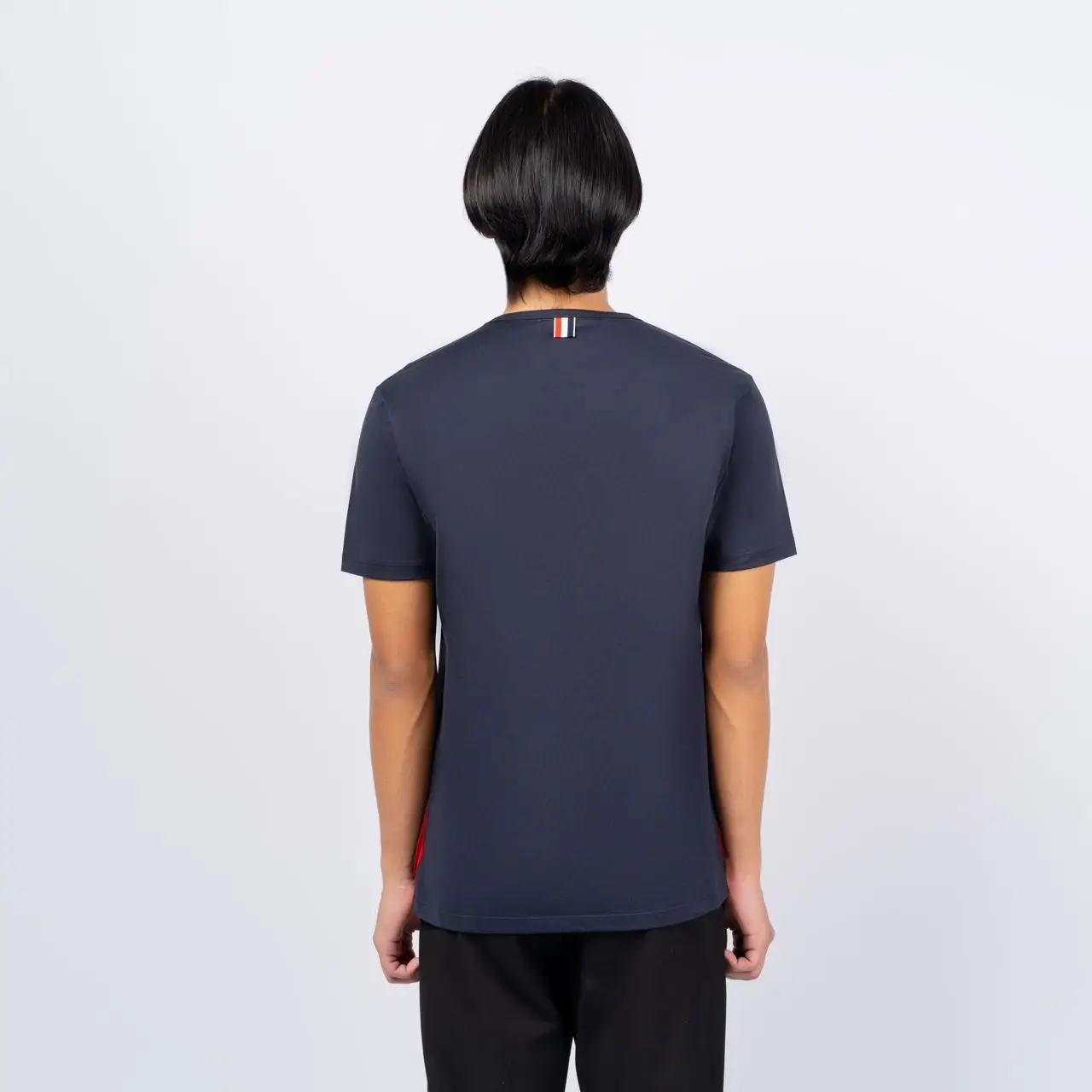 Tシャツ・カットソー THOM BROWNE NAVY COTTON T-SHIRT Thom Browne Cotton Name Tag T-Shirt | Harrods US