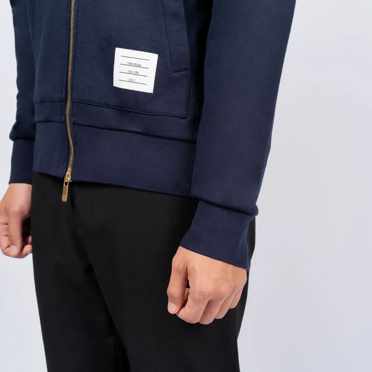 THOM BROWNE ナイロンジャケット SIZE 2 ネイビー s-l1200.jpg