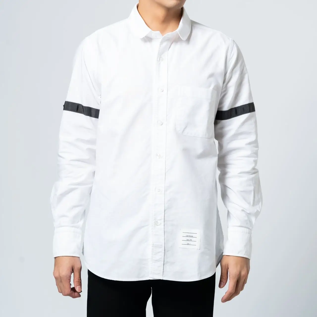 Thom Browne Armband Long Sleeve Oxford Shirt White – voilà.id