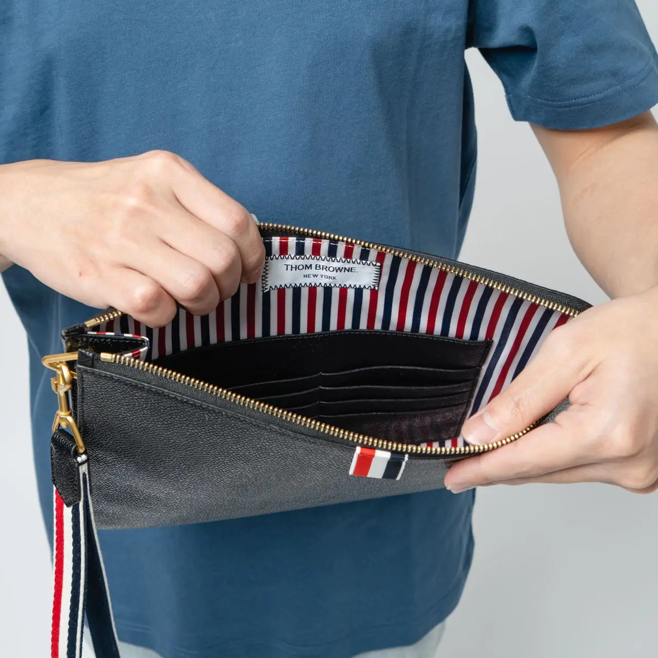 THOM BROWNE ☆ ミディアム RWB ストライプバッグ ♪【送料込】 キャンバス ストライプ ミディアム ツール トート | Thom Browne