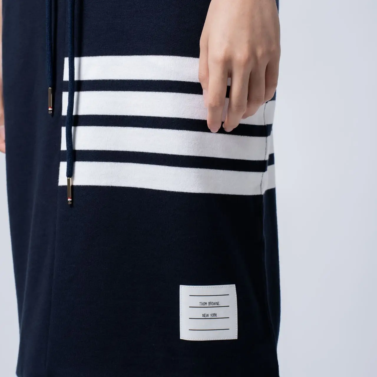 人気【THOM BROWNE】NAVY BLUE スカート Thom Browne Oxford Stripe Shirtdress - Light Blue | Garmentory