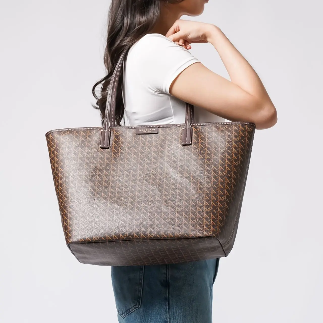 Tory Burch ☆ EVER READY TOTE BAG [正規品/関税込] Ever-Ready Zip Tote: Women's Handbags | Tote Bags | Tory