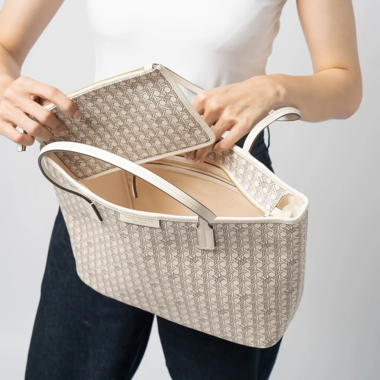 Tory burch basket bag cheap