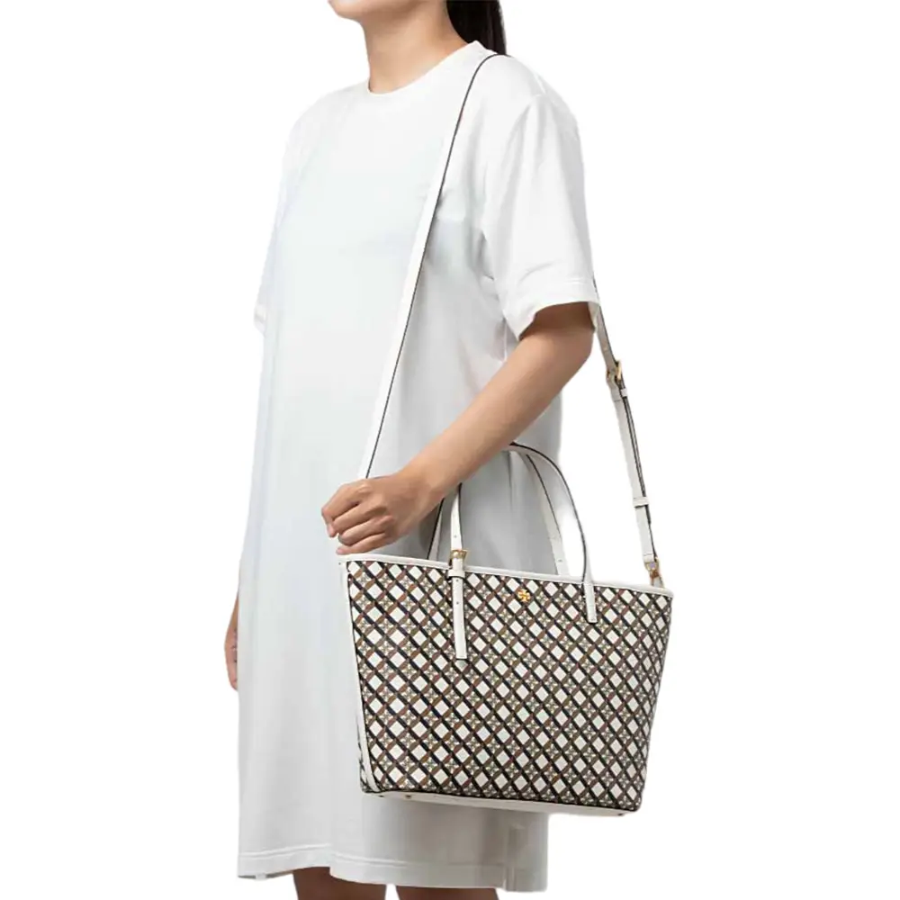 ★TOUT Y EST★ Athleisure Logo Print Tote Bag IVORY DXTG3123 Bags – Sporty & Rich
