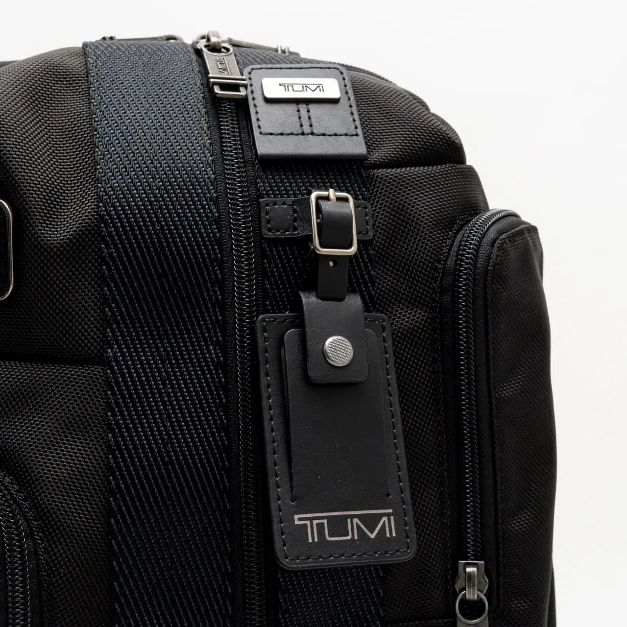 Tumi Higgins Sling Bag Canvas Black – voilà.id