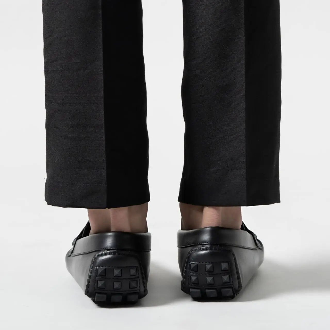 Valentino Garavani Rockstud Driver Embellished In Leather