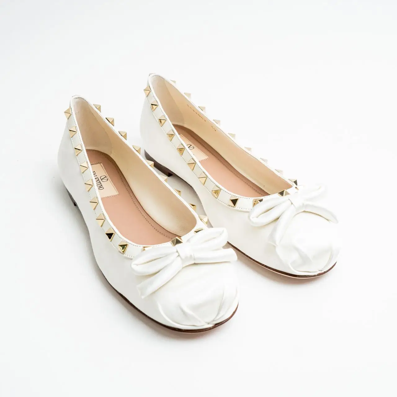 Valentino Garavani Rockstud Satin Leather Ballet Flats Ivory