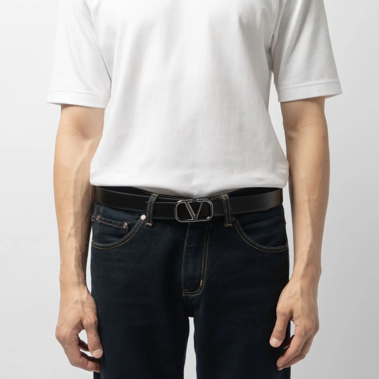 Valentino Garavani VLogo Signature Calfskin Belt 30mm Black