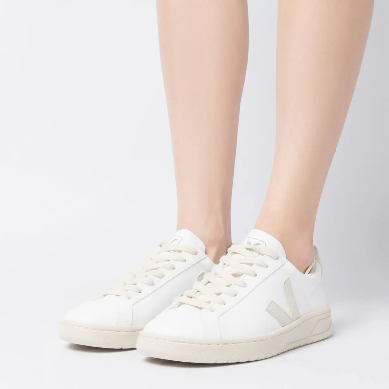 Veja Urca Low Top Sneakers Extra White Natural Women – voilà.id